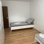 3 Zimmerwohnung Naehe Autobahn A8 Appartement