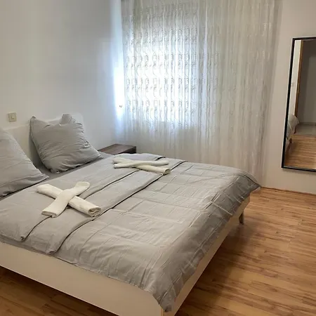 Appartamento 3 Zimmerwohnung Naehe Autobahn A8