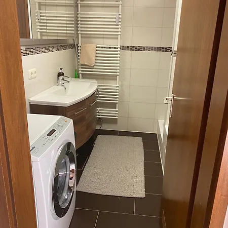 Appartamento 3 Zimmerwohnung Naehe Autobahn A8