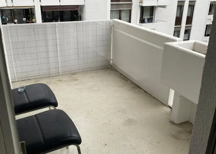 3 Zimmerwohnung Naehe Autobahn A8 Aψβούργη