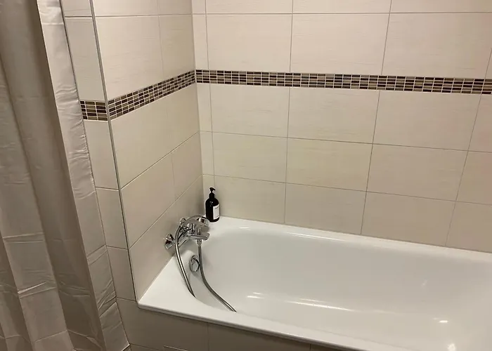 3 Zimmerwohnung Naehe Autobahn A8 Апартаменти