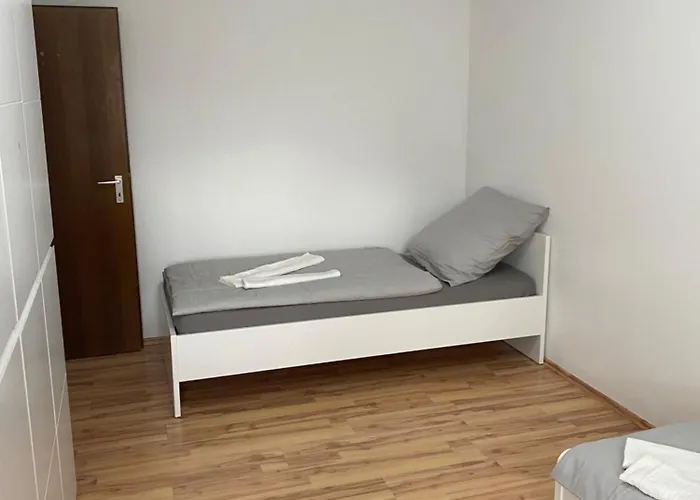 3 Zimmerwohnung Naehe Autobahn A8 Διαμέρισμα